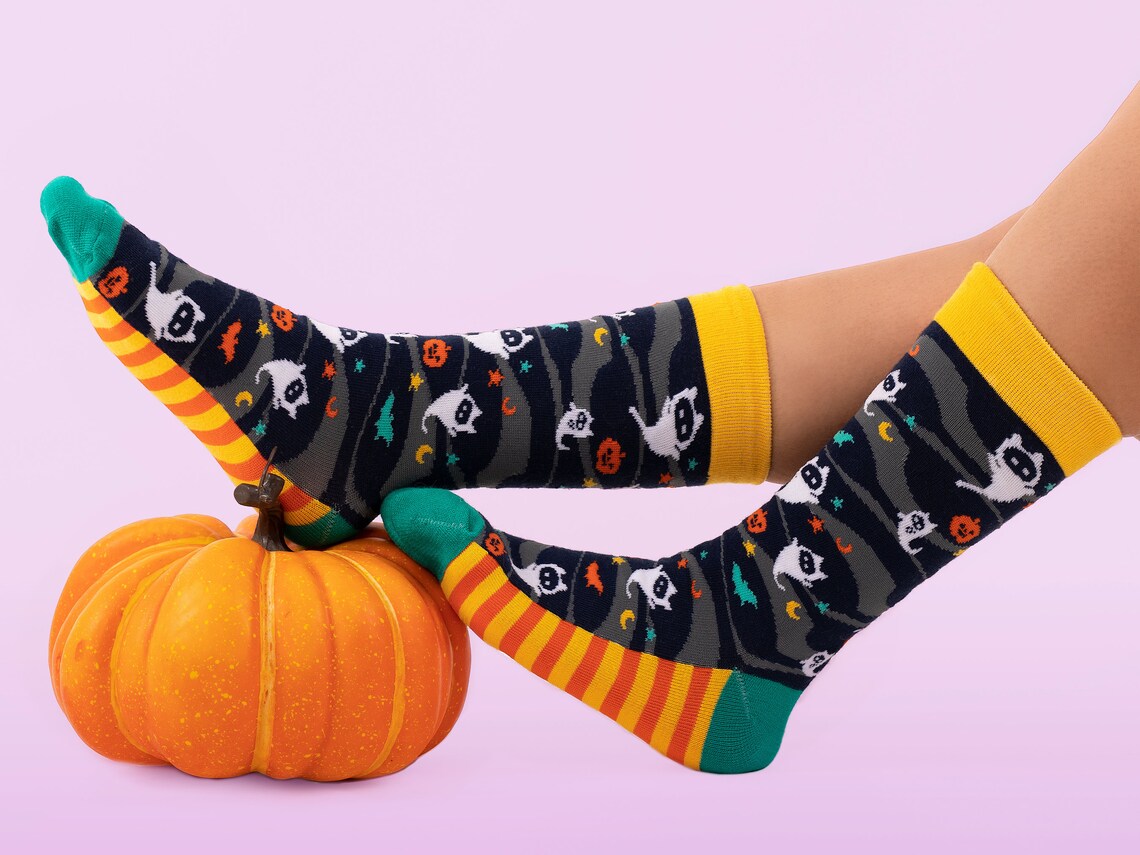 Spooky Kitty Socks